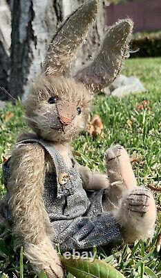 11 Mohair Artist Bunny by Sue Lain of Memory Lain Bears - Super Cute - HTF