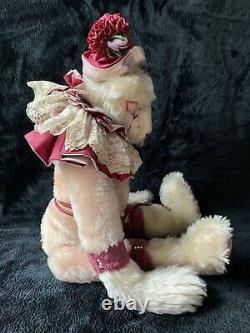 1989 ONE OF A KIND Cindy Martin Yesterbear Ex. Lg. Hearts and Flowers Clown