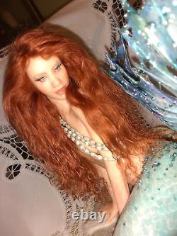 Artist Original Phyllis Morrow-pgm Sculpting Caroline Mermaid With Pond