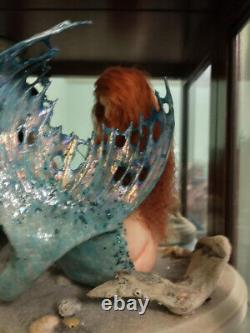 Artist Original Phyllis Morrow-pgm Sculpting Caroline Mermaid With Pond