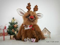 Artist Teddy bear Christmas Rudolph Reindeer