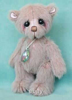 Bruin by Pipkins Bears English teddy bear artist OOAK