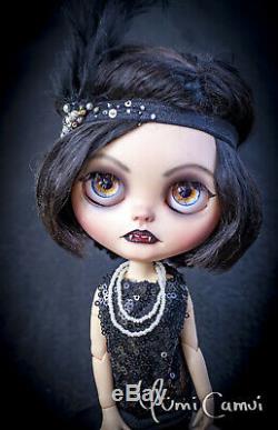 Custom Blythe Doll OOAK Blythe artist doll by Yumi Camui Greate Gatsby vampire