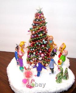 Dollhouse Miniatures OOAK Artist Made Grinch's Whoville Characters