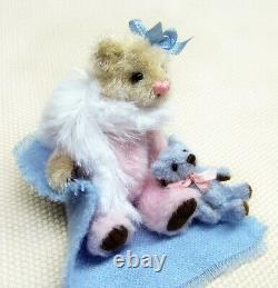 Gissela by Inge Bears Ingrid Els handmade artist miniature teddy bear OOAK