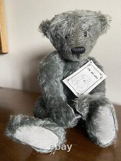 NICE OOAK Artist Teddy Bear JILL KENNY Gray Weighted mohair 14 jointed signed