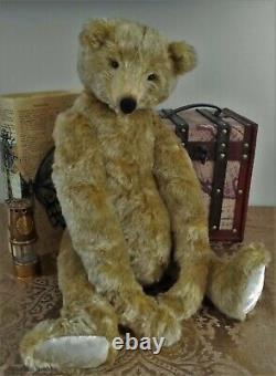 OOAK 21 Artist English Mohair Growler Bear Grenadier From Lesley & The Bears