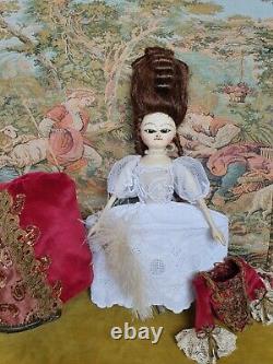 Queen Anne doll, wooden doll by D. Vistavna directly from the artist