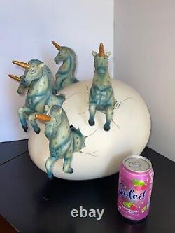 SERGIO BUSTAMANTE LARGE EGG WITH 5 UNICORNS. UNIQUE PIECE OOAK. With COA