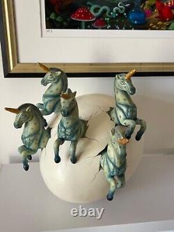 SERGIO BUSTAMANTE LARGE EGG WITH 5 UNICORNS. UNIQUE PIECE OOAK. With COA