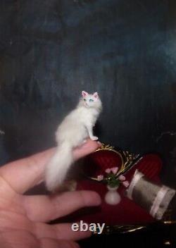 White Cat with ODD EYES miniature handmade OOAK 112 dollhouse realistic IGMA