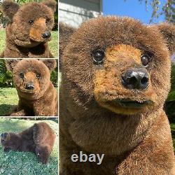23x 18x 20 Mohair Realistic Bear Cub Otto Par Michael J. Woessner
