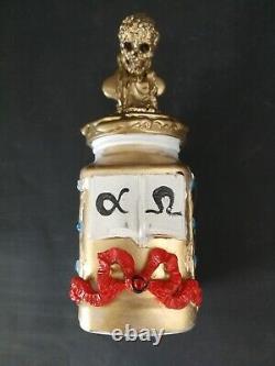 Accessoires de poupée artiste art OOAK, marionnette originale signée, maison de poupée château, livre crâne
