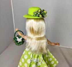 Blonde Lime Robe De Printemps Vert Panier De Pâques Barbie Poupée Ooak Sur Mesure