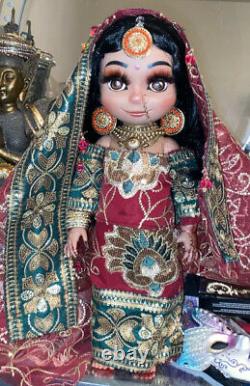 Disney C'est Un Petit Monde Animateur De Poupée Ooak Repeint Indian Bride Chanter Rare