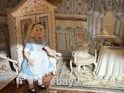 Maison de poupée miniature de l'artisan Alice au pays des merveilles 1:12 Poupée enfant