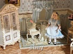 Maison de poupée miniature de l'artisan Alice au pays des merveilles 1:12 Poupée enfant