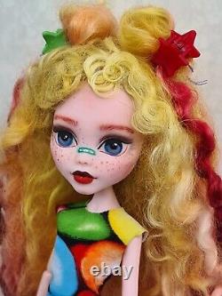 Monster High Doll Ooak \ Repeint Bonbons Colorés Draculaura