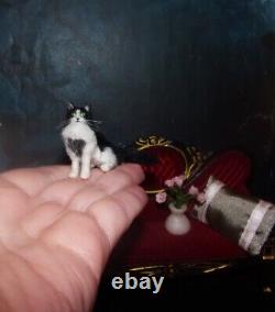 Noir Blanc Cat Réaliste Miniature Fait Main Ooak 112 Maison De Poupée Sculptée À La Main