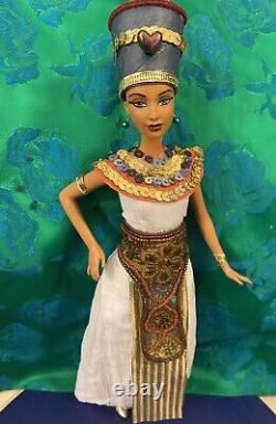 Ooak Nefertiti Reine D'egypte -custom Poupée D'art Collector Handmade Barbie Déesse