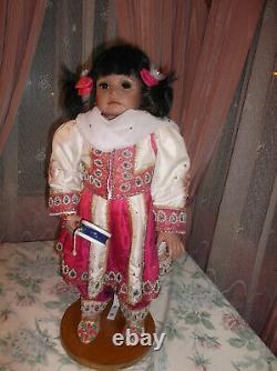 Porcelaine Artiste Oriental Indien Baby Doll- Fait À La Main