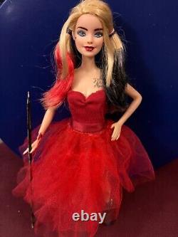 Poupée Barbie Harley Quinn unique et personnalisée 'Ooak' du film Suicide Squad - Art fait main.