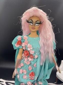 Poupée Barbie Mattel, OOAK, Unique, Fait à la Main
