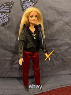Poupée Buffy contre les vampires Ooak BTVS Barbie de collection faite à la main et personnalisée