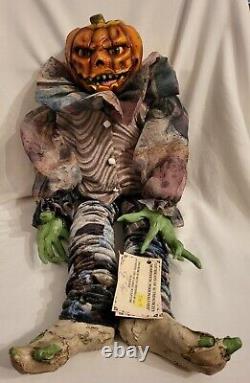 Poupée Halloween citrouille Zombie OOAK faite main par l'artiste Jon Morphystic Personnalités
