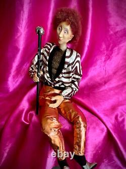 Poupée d'argile de l'artiste OOAK Georgia Landau, sculptée à la main dans un style Punk Rock New Wave des années 1980.