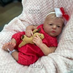 Reborn Baby Girl Doll, Éveillé Realborn Tessa Coa Par Artiste Britannique Sara Jeffery