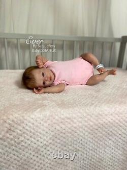 Reborn Baby Girl Doll Ever Realborn With Coa Par L'artiste Britannique Sara Jeffery