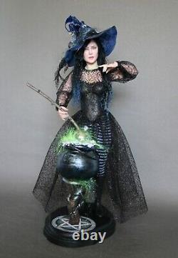 Sculpture unique en son genre : Poupée d'art féerique sorcière par Phyllis Morrow de Pgm Sculpting